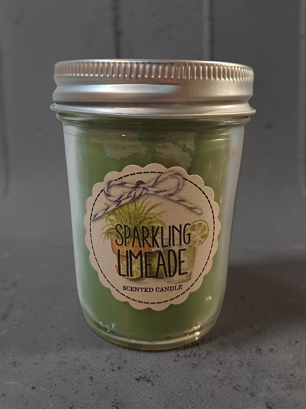 Bath & Body Works Sparkling Limeade Candle - Green with Silver Lid